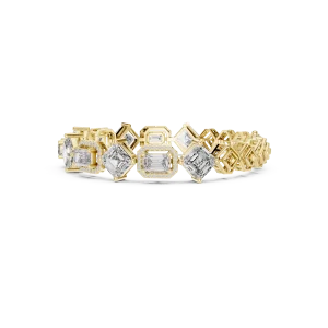Symmetry Emerald and Round Pavé-Set Statement Bracelet - Image 3