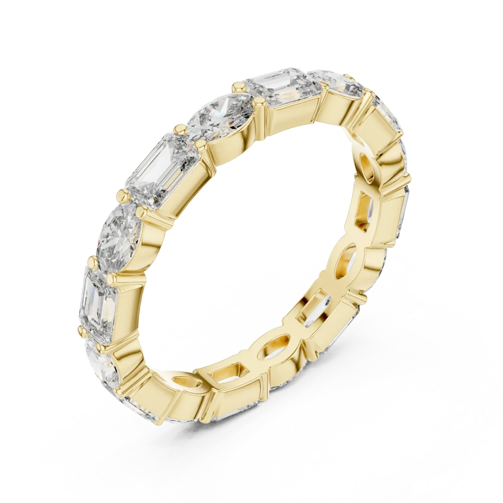 Discover the radiant beauty of this alternating emerald and oval-cut eternity band. A modern classic featuring exquisite DIAMEUR lab-grown diamonds.