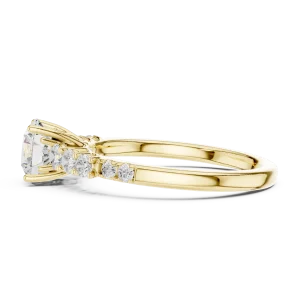Luminary Round Brilliant Cut Graduated Solitaire Ring - Image 4