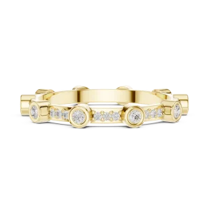 Essence Round Brilliant Pavé-Set Linear Band - Image 4